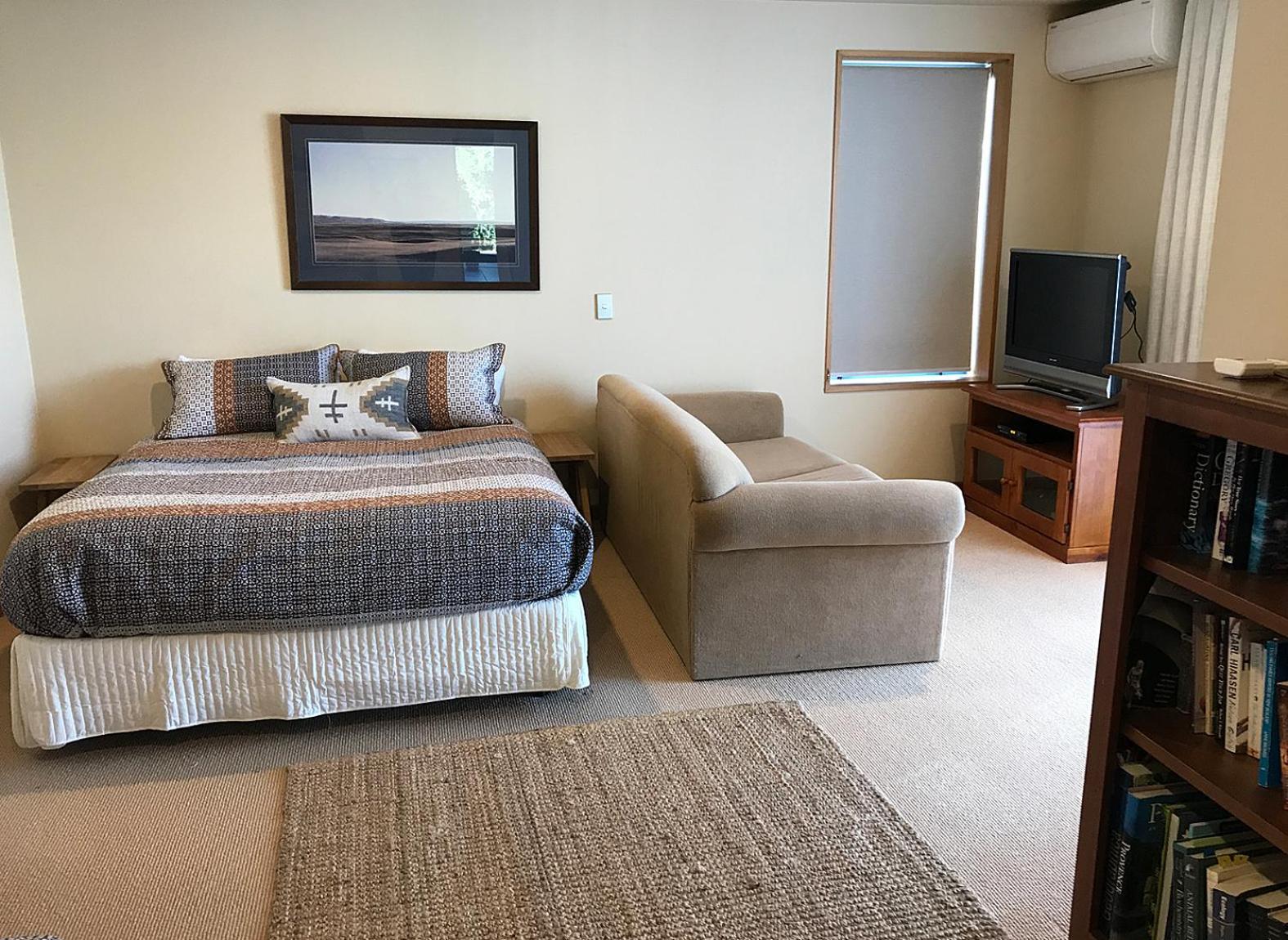 Sargood Splendour - Wanaka Holiday Home Экстерьер фото